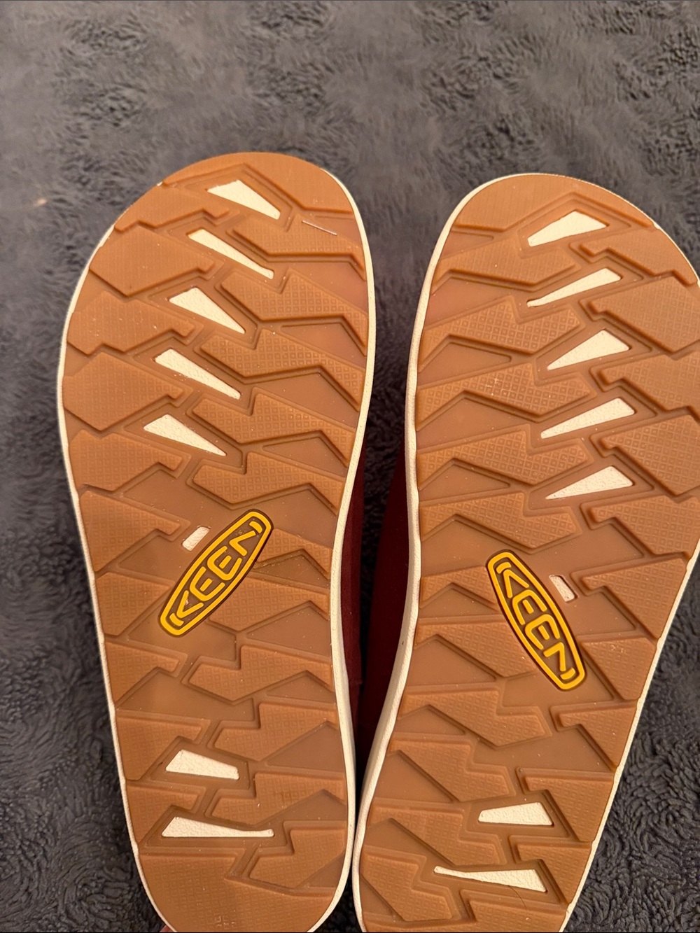 Keen Women's Rust Red Slip-On Clogs - Picture 6 of 8